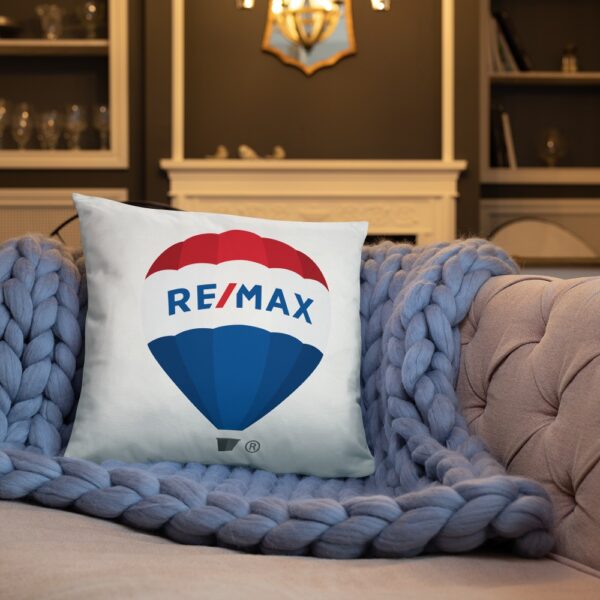 RE/MAX Basic Pillow Balloon - Image 15