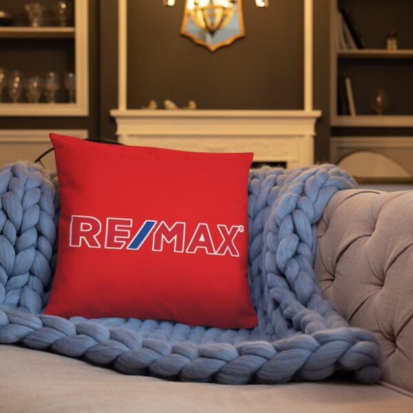 RE/MAX Basic Pillow Red - Image 22